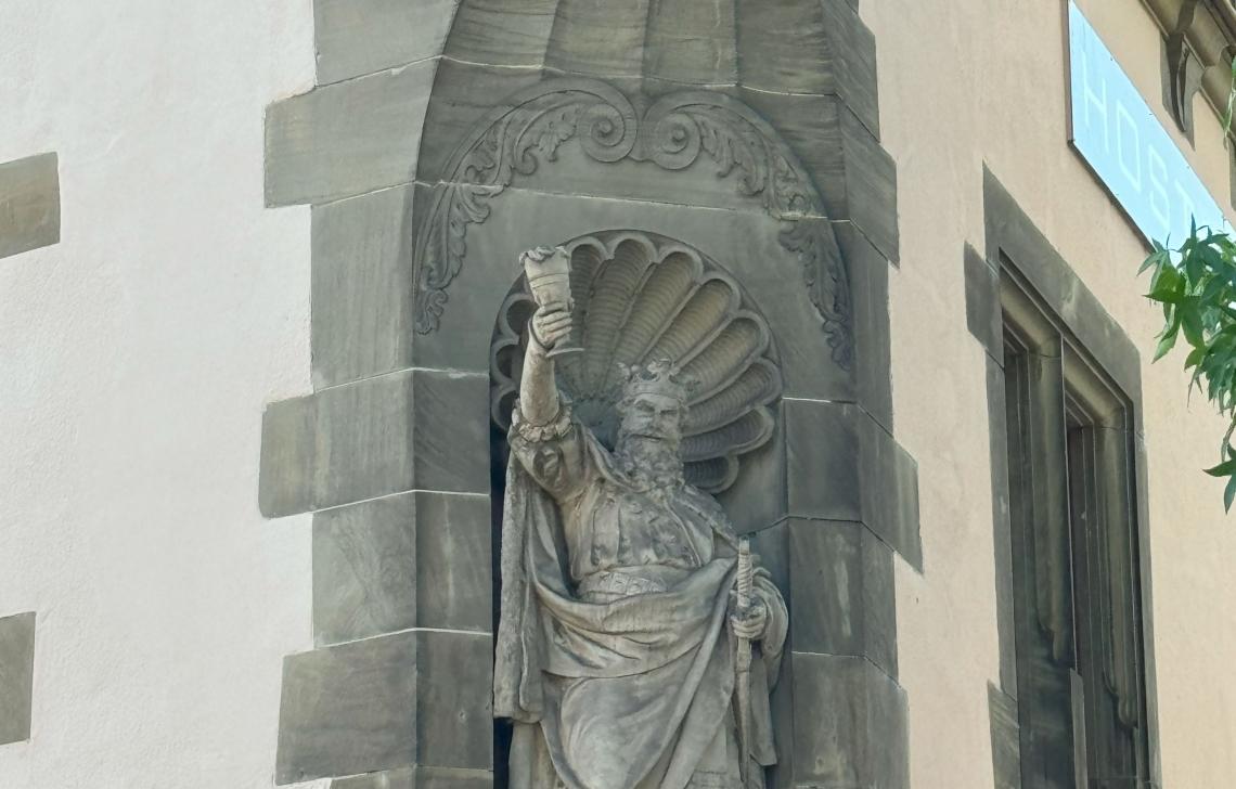 Saint Louis sculpture